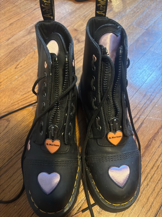 Dr. Martens Shoes - Dr. Martens women sinclair leather heart platform ankle boots